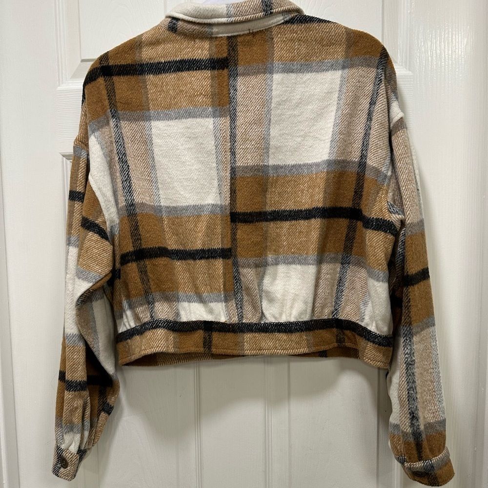 KENDRA Plaid Shacket New - Picture 3 of 10